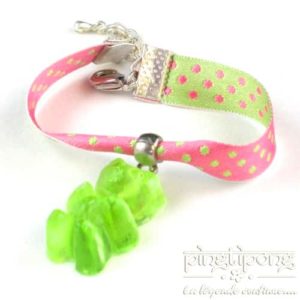 Bijou bonbon, bracelet bonbon ourson vert pastel de miss bonbon